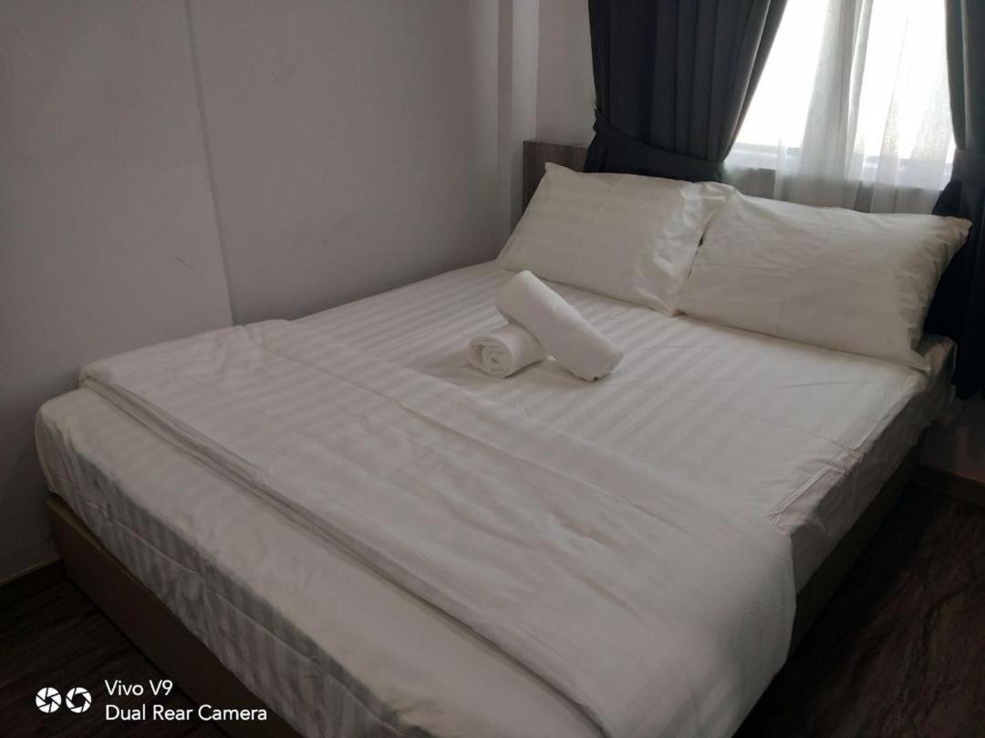 The Room Perhentian - Long Beach Кампунг-Куала-Бесут Экстерьер фото